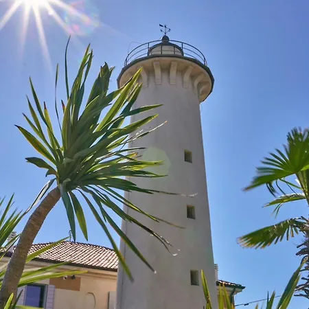 Apartman Beachfront With Stunning Ocean Views *